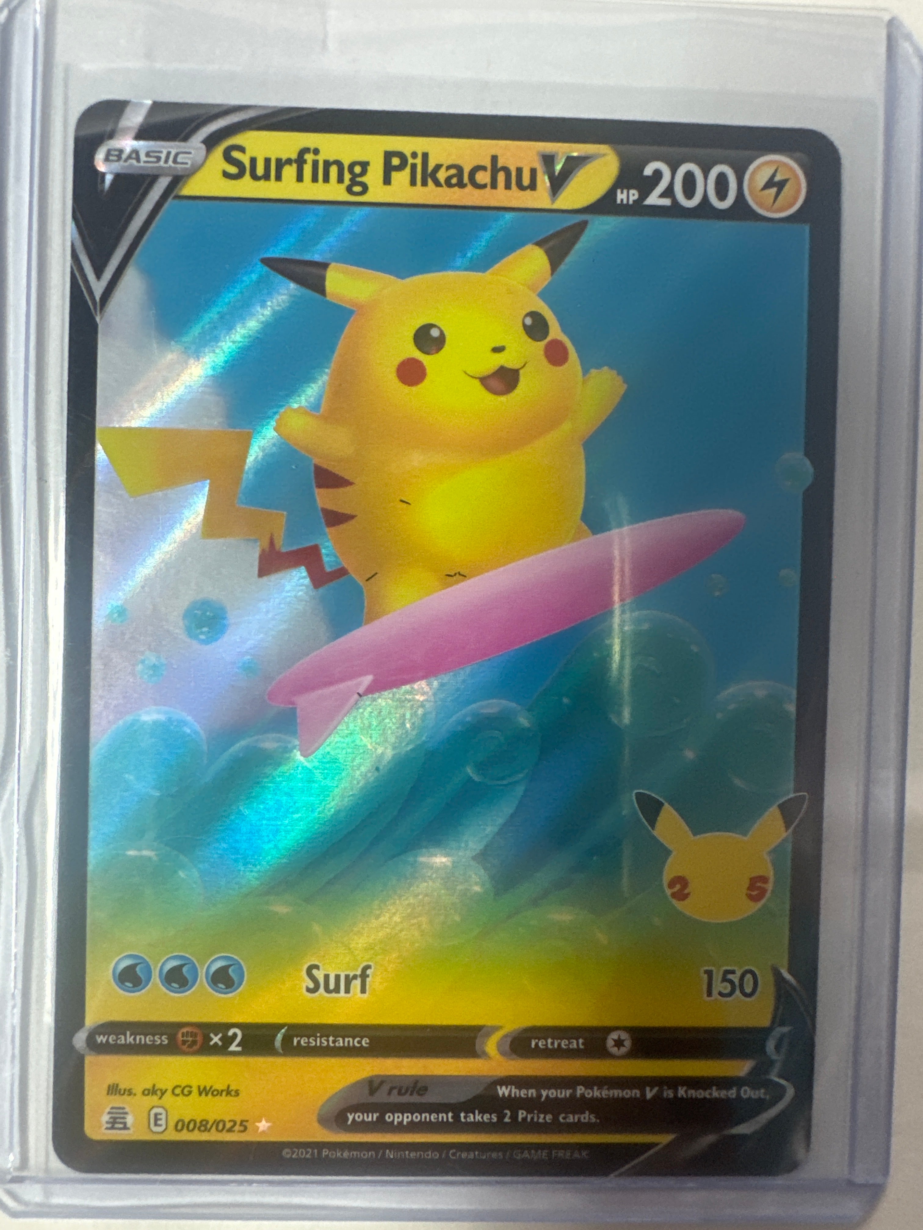 Pokémon | Surfing Pikachu V 008/025 • Celebrations