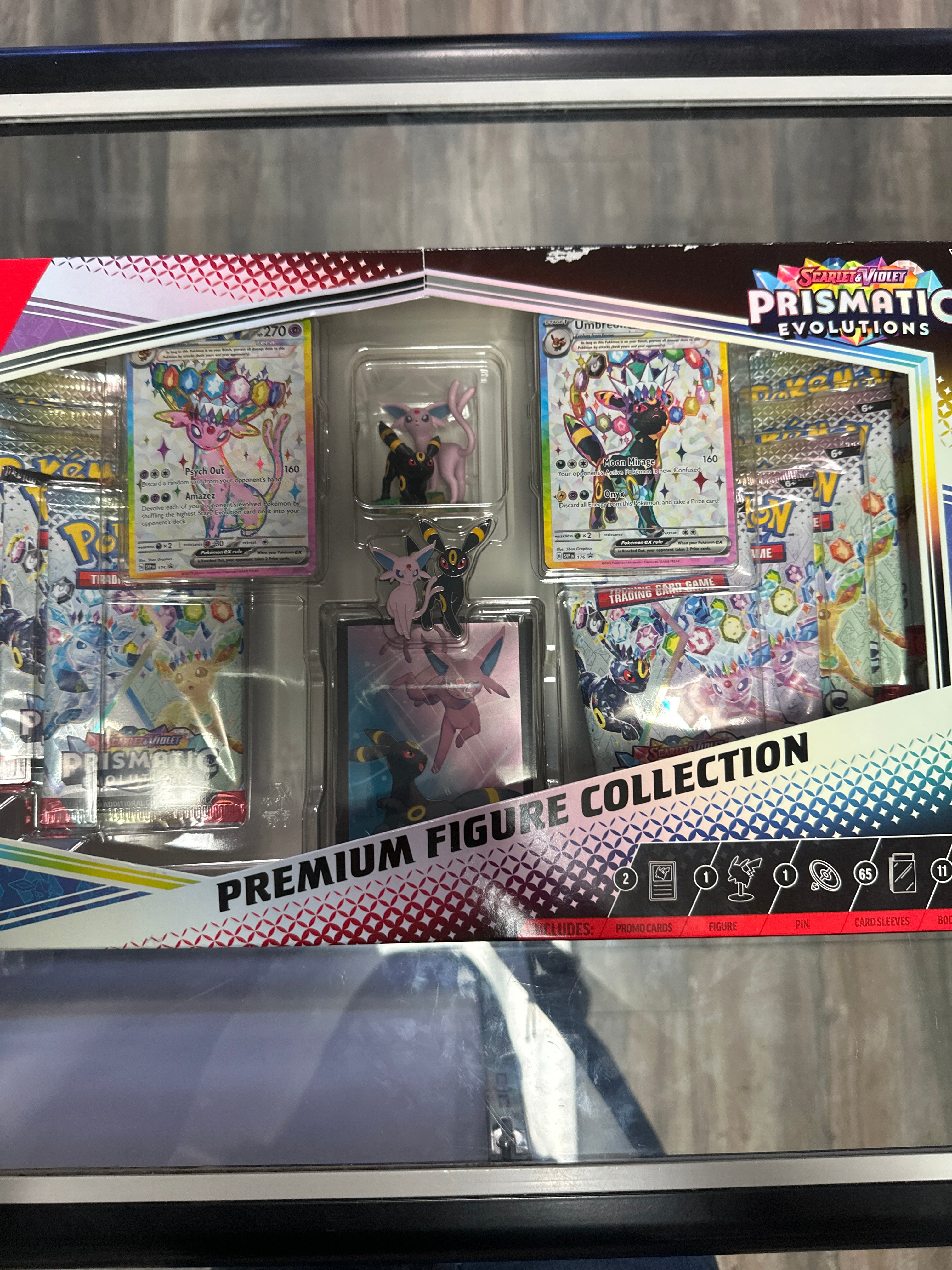 Pokémon | Prismatic Evolutions Premium Figure Collection