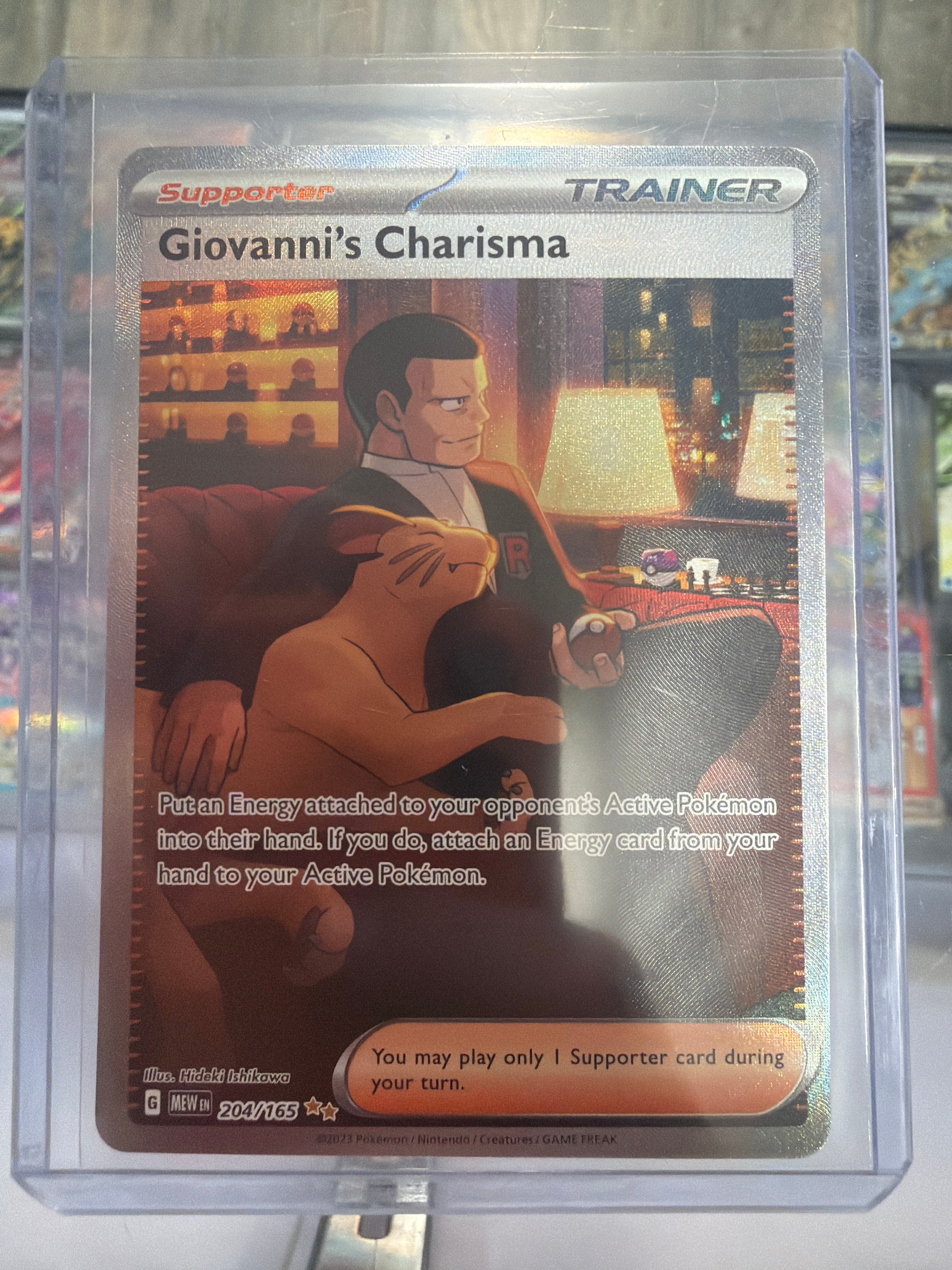 Pokemon | Giovanni's Charisma 204/165 SV 151 SIR Full Art Holo English