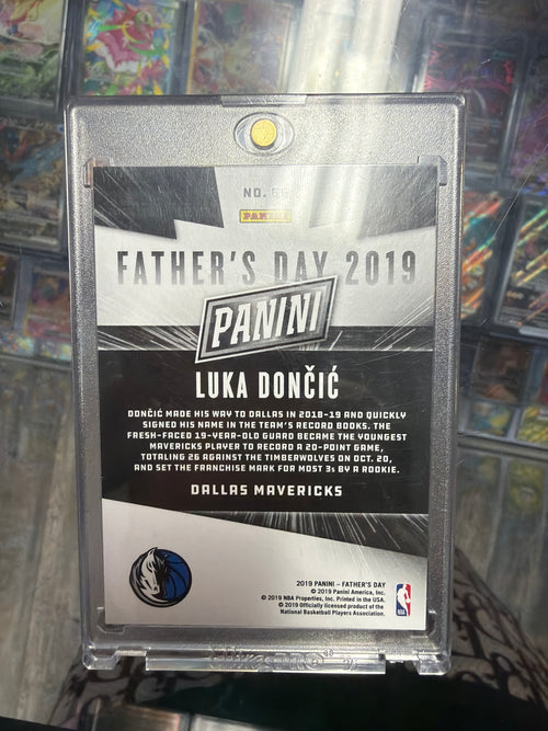 2019 Panini Father’s Day Luka Doncic Rookie Hyper Plaid /5 #56 Low Pop SSP