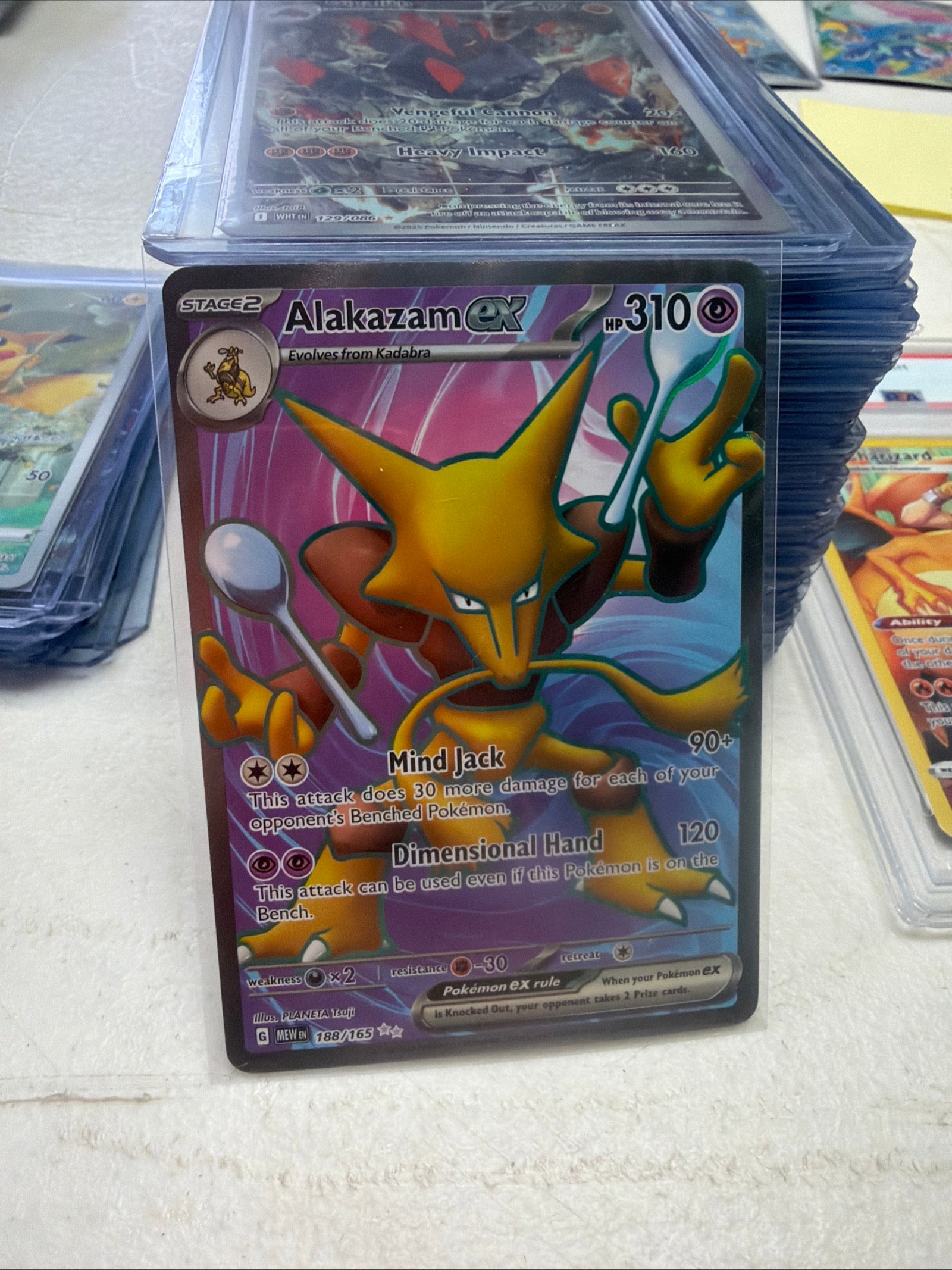 Pokemon | Alakazam ex 188/165 Sv: Scarlet & Violet 151 Holo