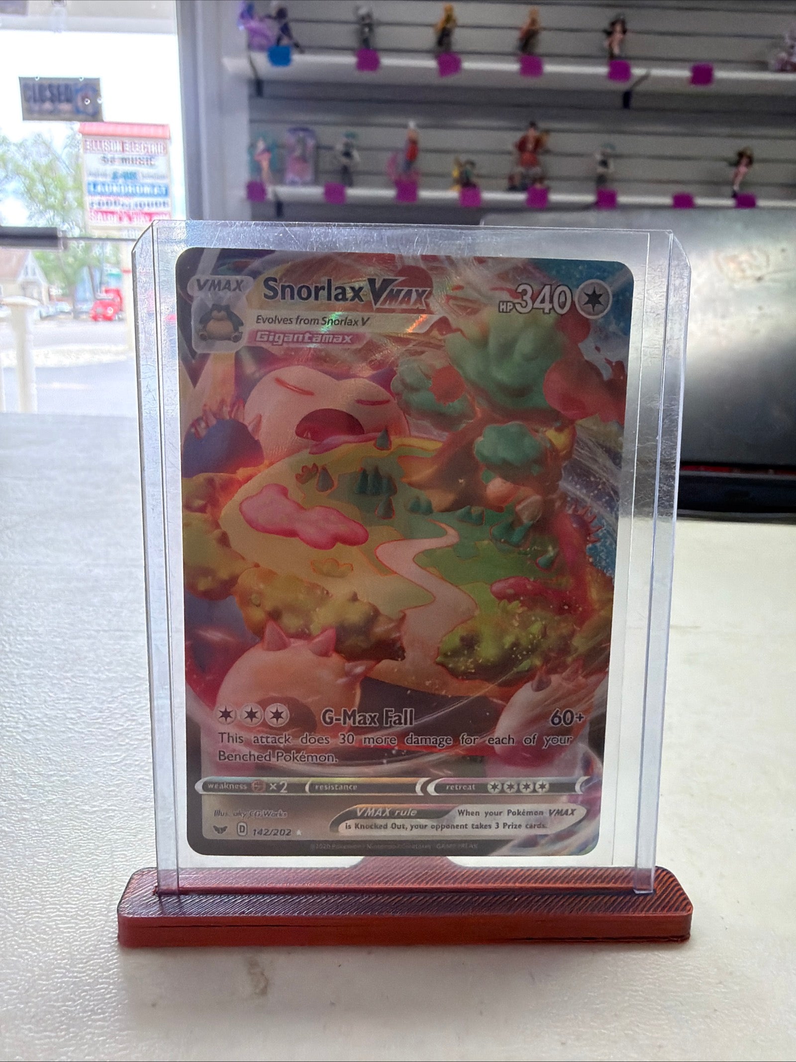 Pokemon | Snorlax VMAX 142/202 - Sword and Shield